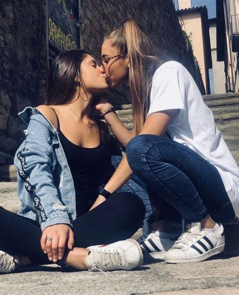 lesbianas tocandose|Lesbianas Tocandose Porn Videos 